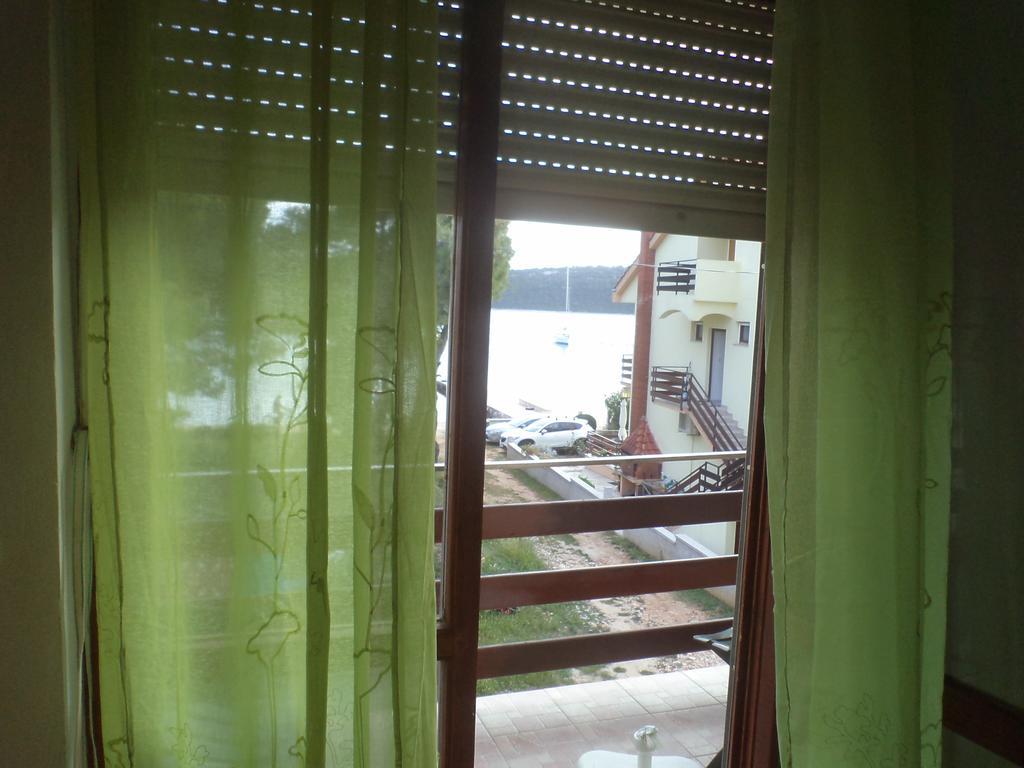 Apartment Nella Molat Δωμάτιο φωτογραφία
