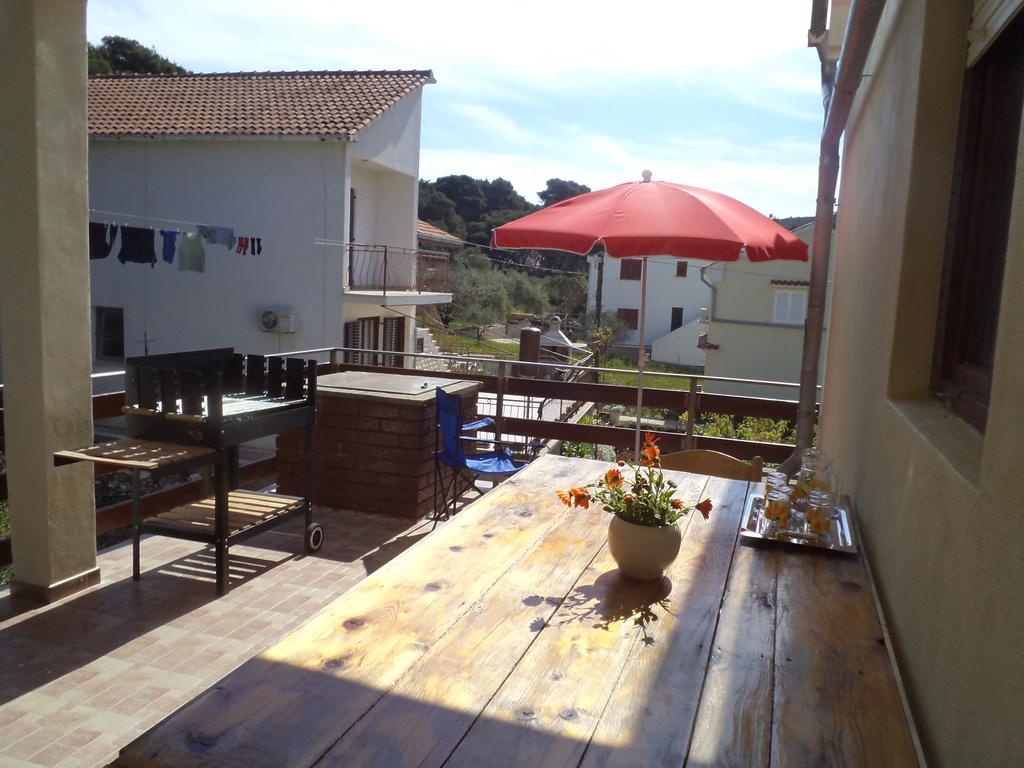 Apartment Nella Molat Δωμάτιο φωτογραφία